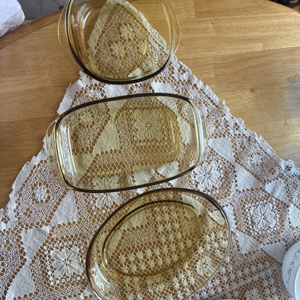 Vintage 1960's Dynaware Pyr-O-Rey Yellow Amber Glass Set Of 3